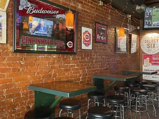 Mainstrasse Village Pub