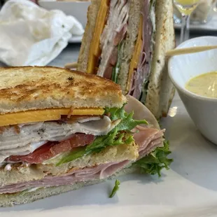 Country Club Sandwich. Very very good. Tasty and fresh with lightly toasted bread. Amazing