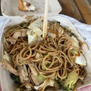 Chicken lo mein was excellent! Get this!
