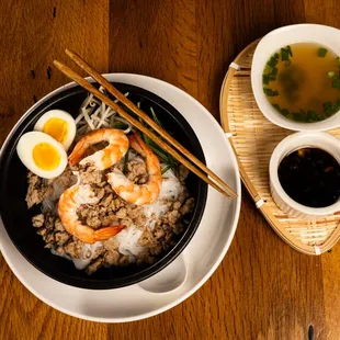 food, ramen, noodle soup, noodle dish, ramen and noodles, noodles