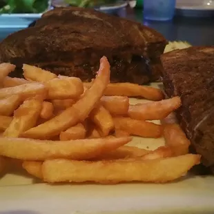 Patty melt with fries