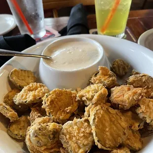 Sour fried pickles