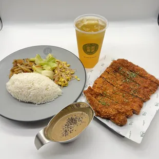 MONTHLY SPECIAL: Black pepper Pork Katsu meal set w/ Oolong (milk) tea