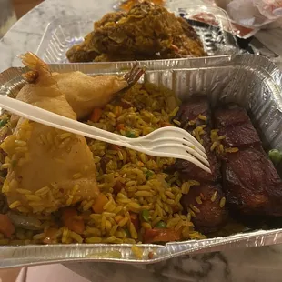 Ham Fried Rice V4. Two Pieces Shrimps, 2 Pieces Ribs and 4 Pieces Chicken Wings