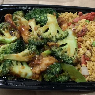 Shrimp with Broccoli Combo Platter