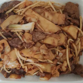 Beef chow fun