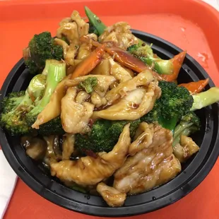 Spicy Hunan Chicken (there were TONS of veggies there!)