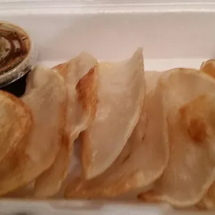 Chichen breast chunk ravioli... no spices... no taste