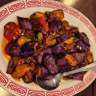 Eggplant and peppers in garlic sauce