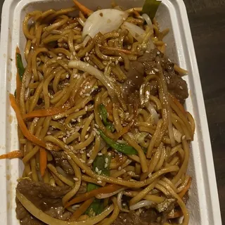 N4.Beef Lo Mein