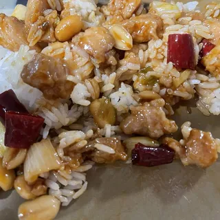 L5Kung Pao Chicken (