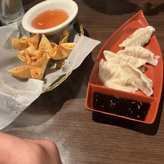 A2.Steamed Dumpling (6pc)