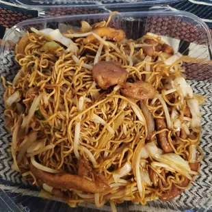 Chicken lo mein