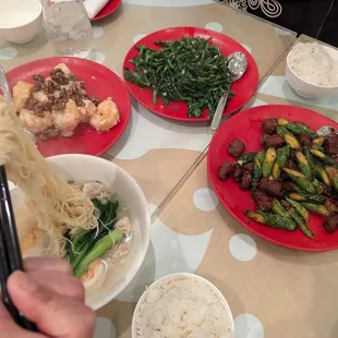 Seafood Shredded Egg Wonton Soup