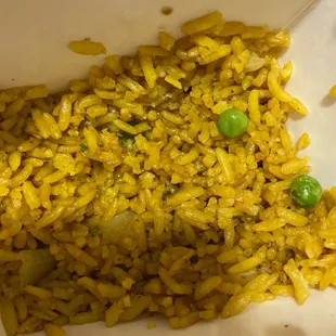 Look how old this rice look, it was hard!