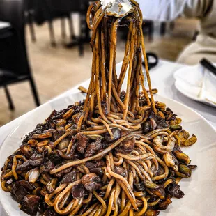 J14. Dry Fried Black Bean Seafood Noodle Plate (I highly recommend!!)