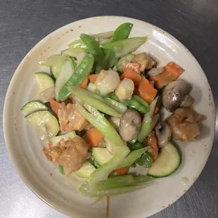 Scallop &amp; shrimp with special white sauce