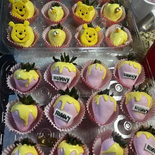 Winnie the Pooh chocolate covered strawberries