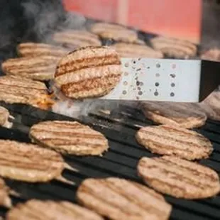 Summer is Coming -- Do You Know How to Care for Grills During BBQ Season?