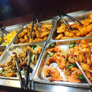 Butter fried shrimp is worthy to try.