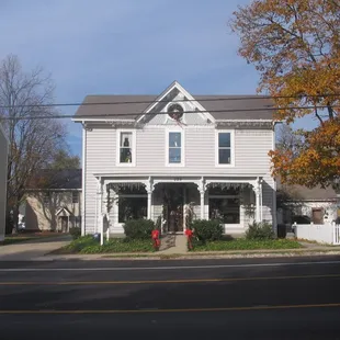 Award winning florist with small town service