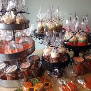 A bakery has been added to the shop this year !  It's called Sweet Lilu's