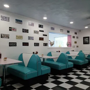 Inside Bel Aire Pancake House