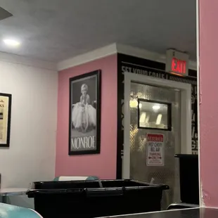 50s diner decor makes it feel like the world outside doesn't matter!