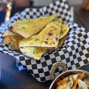 Garlic naan