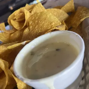 Chips &amp; Queso