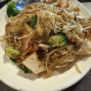 Char Kway Teow (no meat / egg)