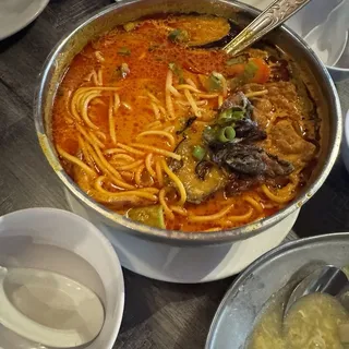 Cantonese Golden Noodle (no meat)