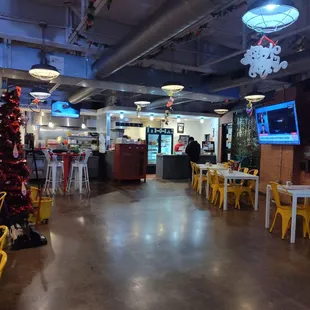 Cozy Cafe