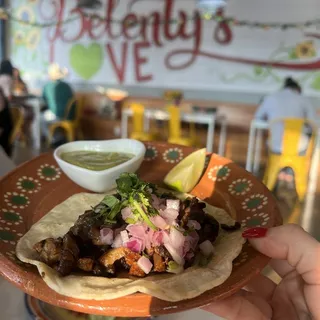 Single barbacoa taco