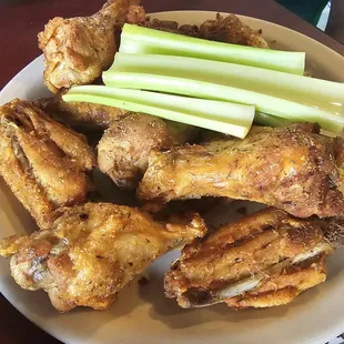 Bone-in wings with cajun rub