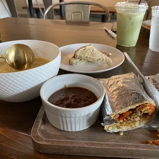 Tomato braised beef Burrito