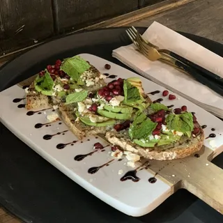 Avocado tartine