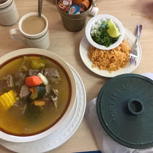 Caldo De Res