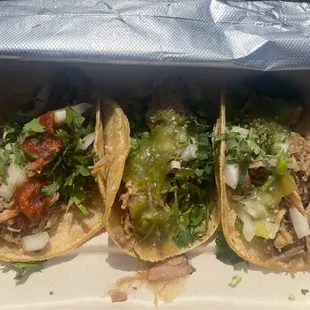 Carnitas street tacos