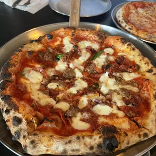 Can&apos;t recall the name of this pizza, but it has hot honey on it. Excellent.