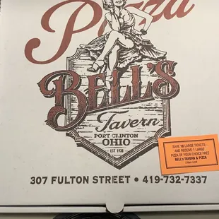 Good quality pizza box to hold in the heat. #UpCloseSavor XP