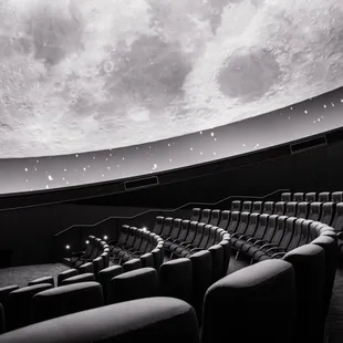 Inside the Whitney &amp; Elizabeth MacMillan Planetarium
