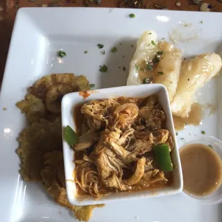 Ropa Vieja de Pollo Lunch