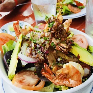 Caribbean Guava Salad Bowl