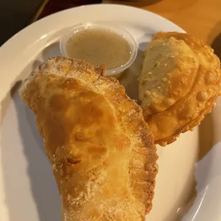 2 Empanadas