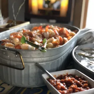 ramen and noodles, interior