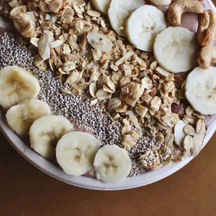 Peanut Butter Power Smoothie Bowl