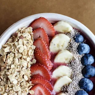 Berry Berry Good Smoothie Bowl