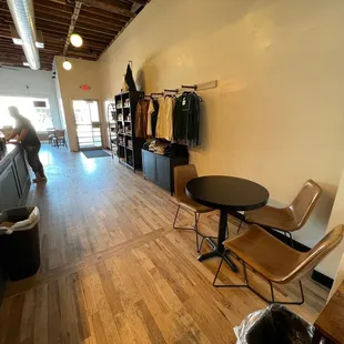 Bar, merch, seating