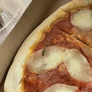 Very pale crust